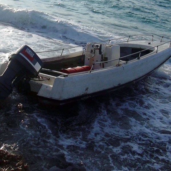 Interceptados cinco inmigrantes en una embarcacin de playa al sur de Tarifa