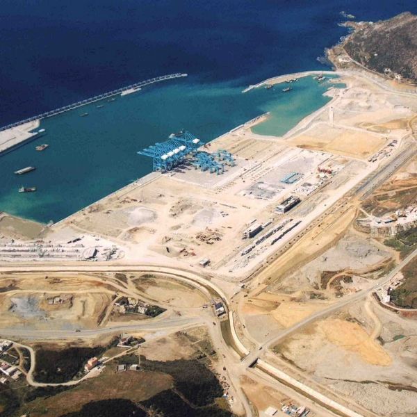 El PP considera que el puerto Tnger Med supone un riesgo para Algeciras