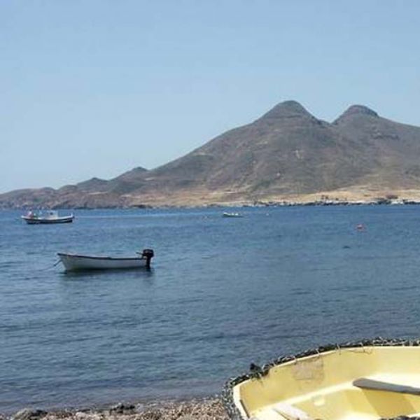 Rescatados 67 ciudadanos de origen argelino al este de Cabo de Gata, Almera