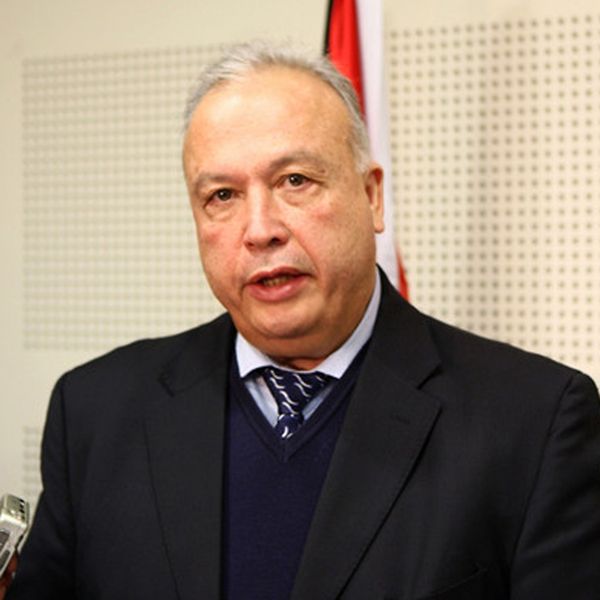 El alcalde de Tnger recibe a un responsable poltico palestino con motivo del foro Medays
