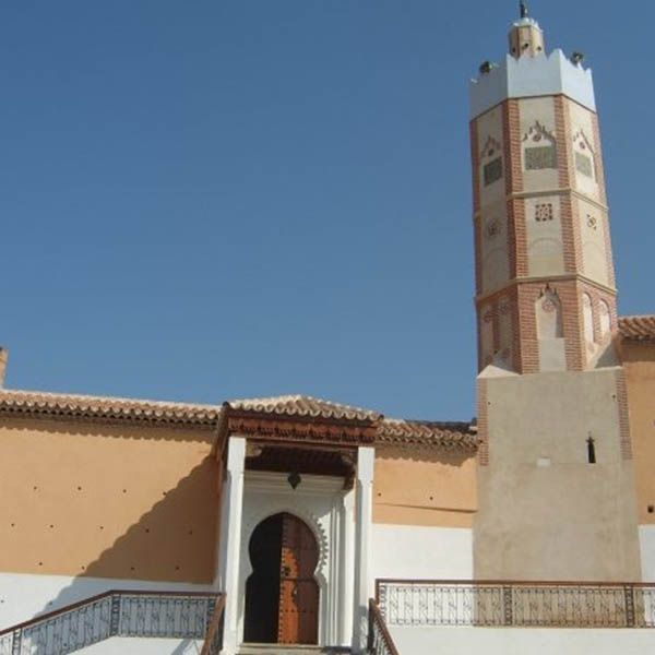 El Consejo de Ulemas condena la prohibicin de construir minaretes en las mezquitas