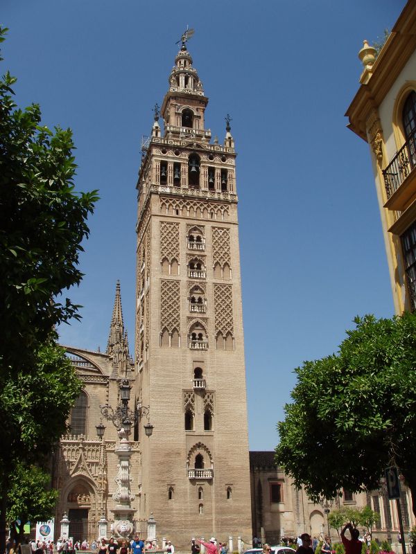 La Mezquita de Córdoba y la Catedral de Sevilla, entre los 10 mejores monumentos religiosos españoles