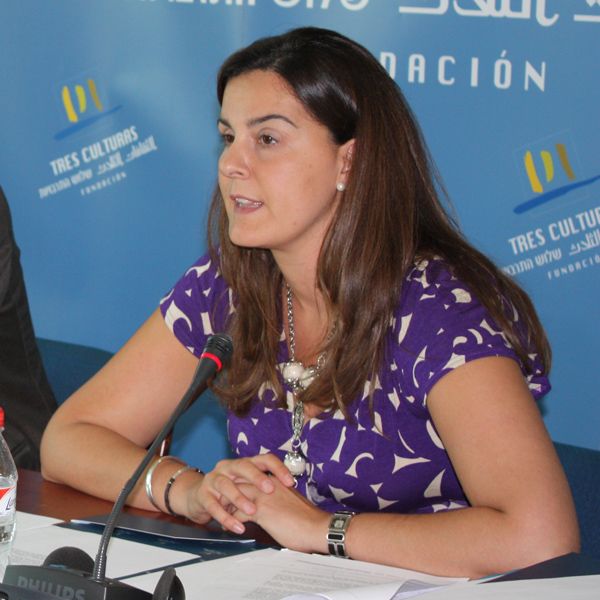 Ameur se entrevista en Sevilla con la Directora de la Fundación de las Tres Culturas del Mediterráneo