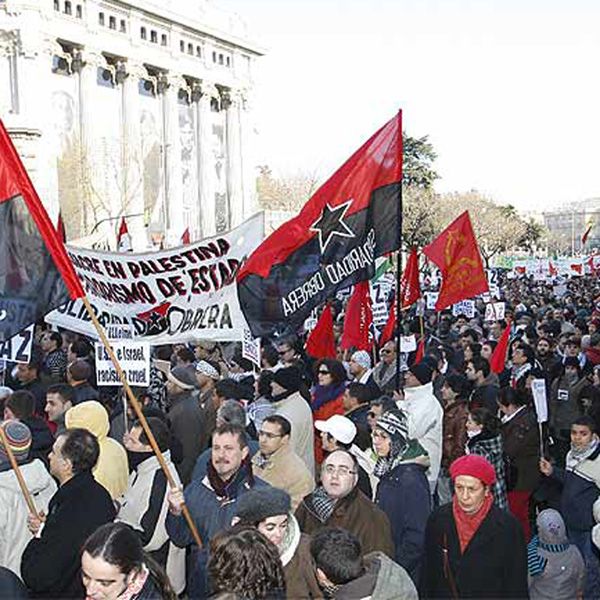 Miles de personas se manifiestan en Madrid a favor del pueblo palestino