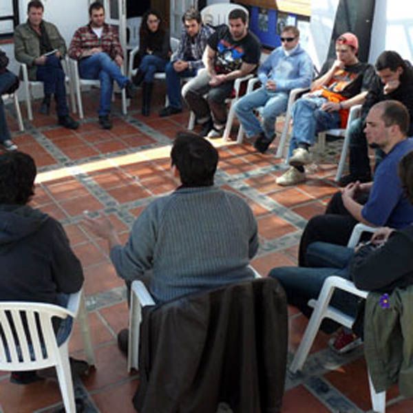 Jóvenes españoles y marroquíes participan en un intercambio cultural en Arenas de San Pedro