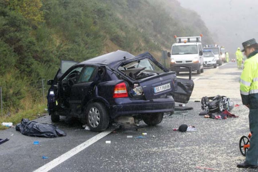 Doce personas fallecen en las carreteras durante el fin de semana