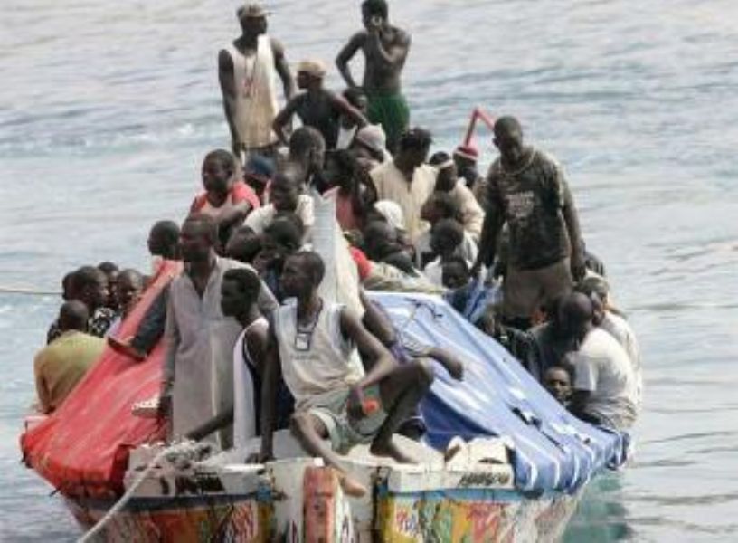 Un grupo de 47 emigrantes clandestinos auxiliados en las costas de Alhucemas