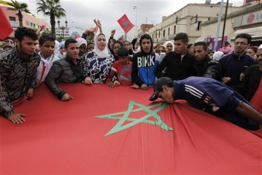 Sentada ante las embajadas de Argelia y Espaa para denunciar las campaas contra la integridad territorial del Reino
