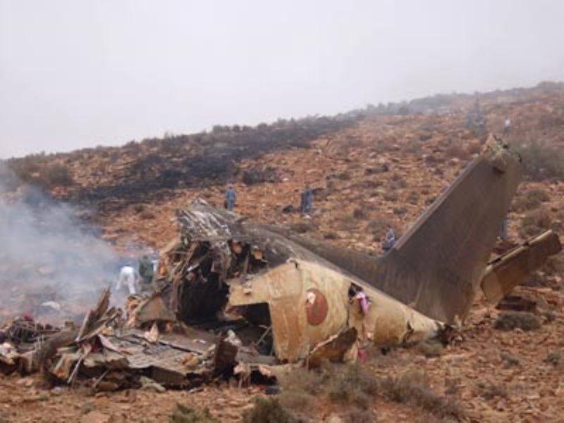 Tres días de duelo nacional, a raíz del trágico accidente de un avión militar