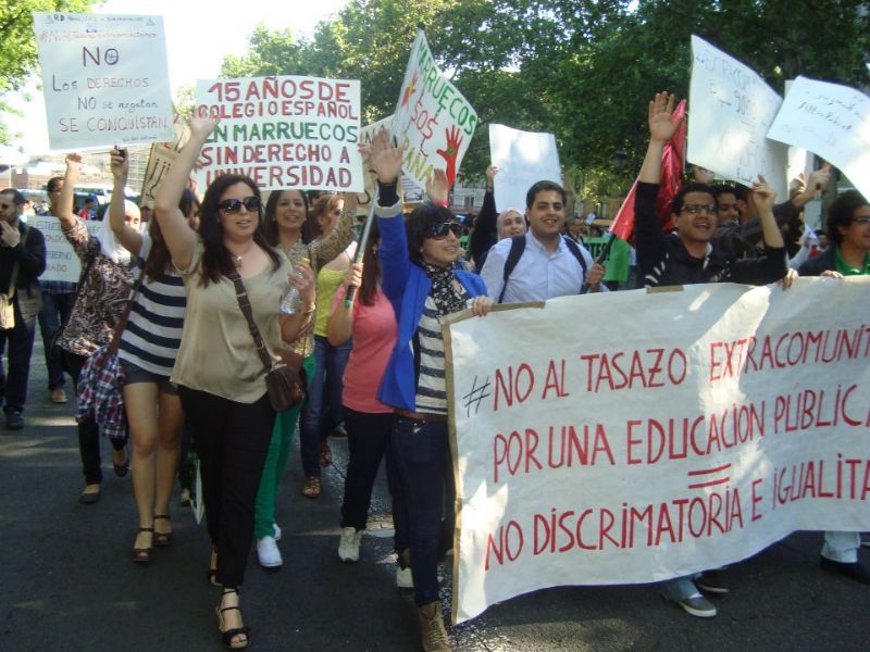 Miles de estudiantes marroques participan en la huelga de la enseanza