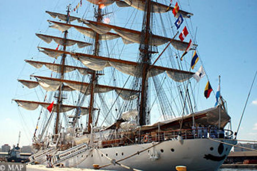 El buque escuela argentino 'Libertad' hace escala en Casablanca