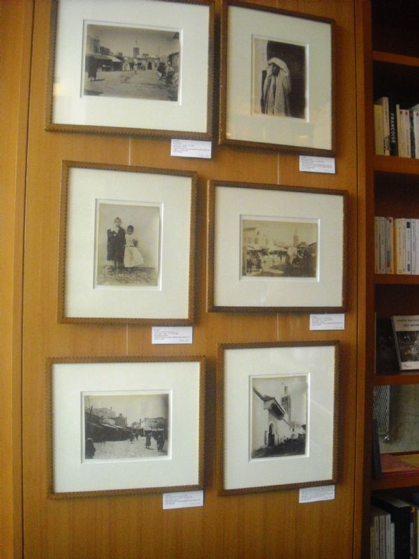 Las primeras fotografas de Tnger se exponen en la librera Des Colonnes