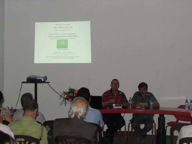 Dos libros del profesor Ahmed Tahiri fueron presentados