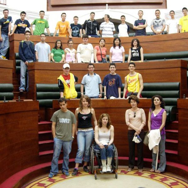 Alumnos de un colegio de Badajoz apadrinarn a 110 nios del Hogar Lerchundi de Tnger