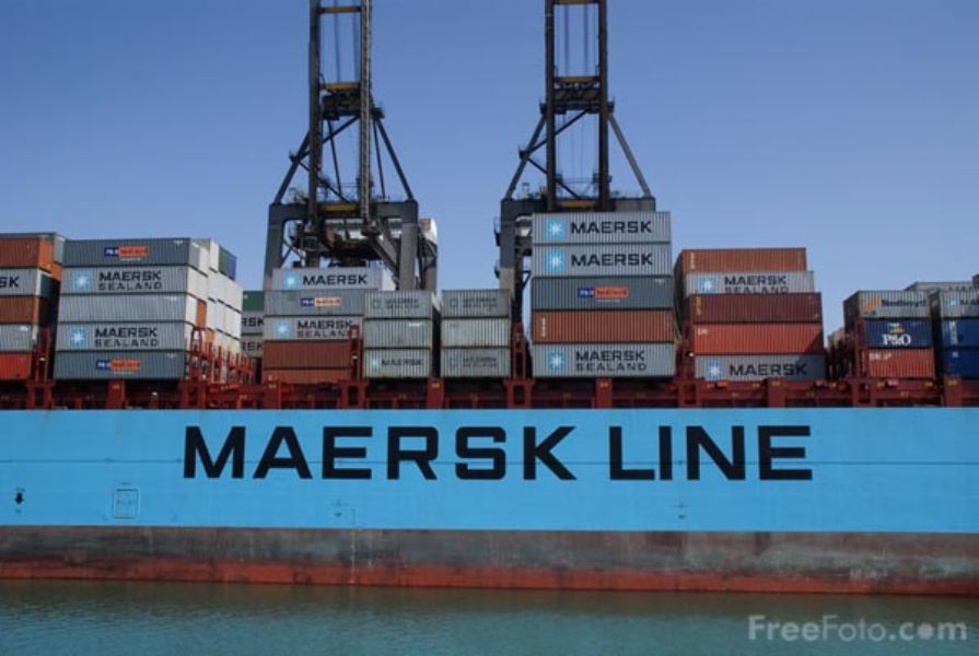 La empresa Maersk congela sus inversiones en Tnger-Med