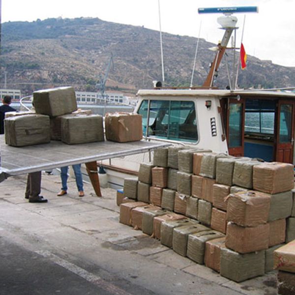 Intervienen 5 embarcaciones con 6 toneladas de hachs procedentes de Marruecos y destinadas a Europa