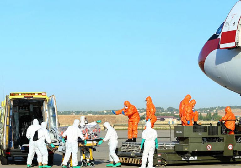 La RAM mantendrá sus vuelos a países afectados por el Ébola