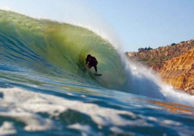 Marruecos ocupa el tercer mejor lugar para aprender a surfear