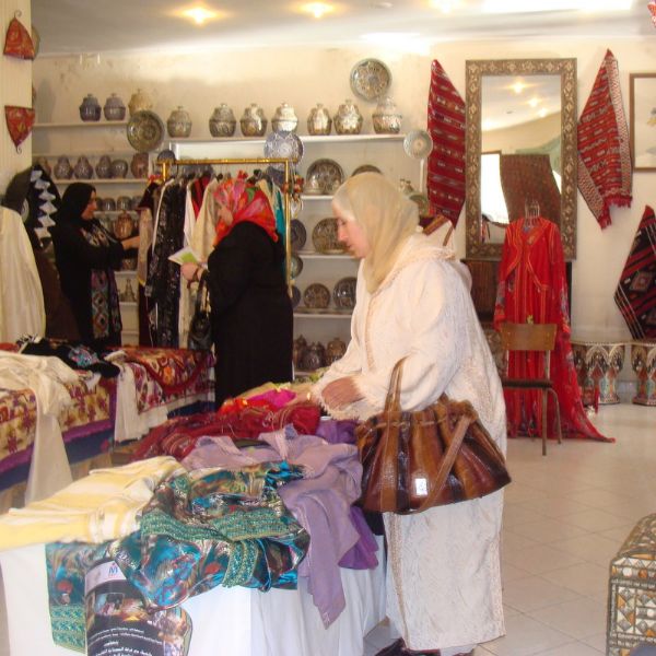 Tánger acoge una feria de ‘Trabajos artesanales históricos’ de mujeres del norte de Marruecos