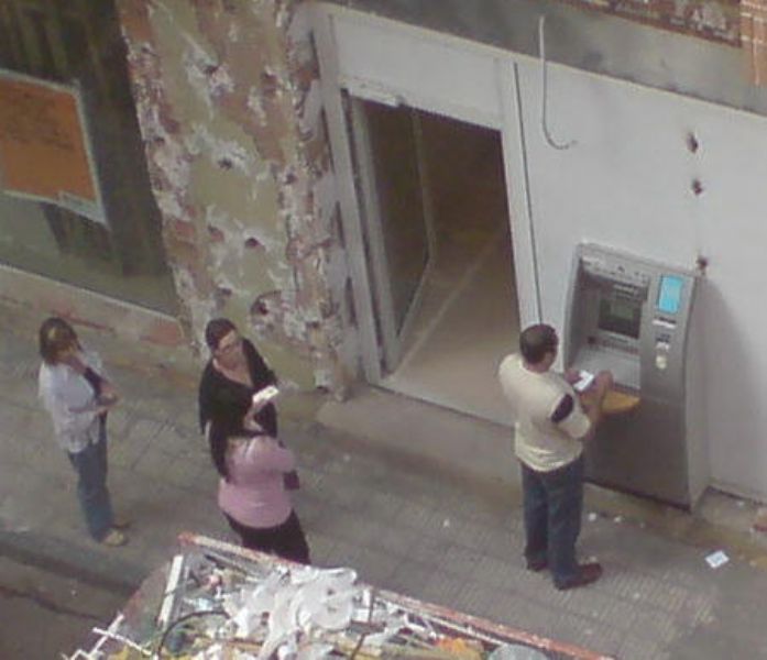 Cierran 267 sucursales bancarias en Marruecos por no cumplir con las medidas de seguridad